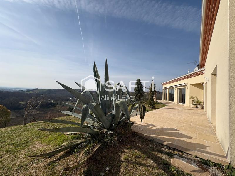 Maison - 158 m² - 5 pièces