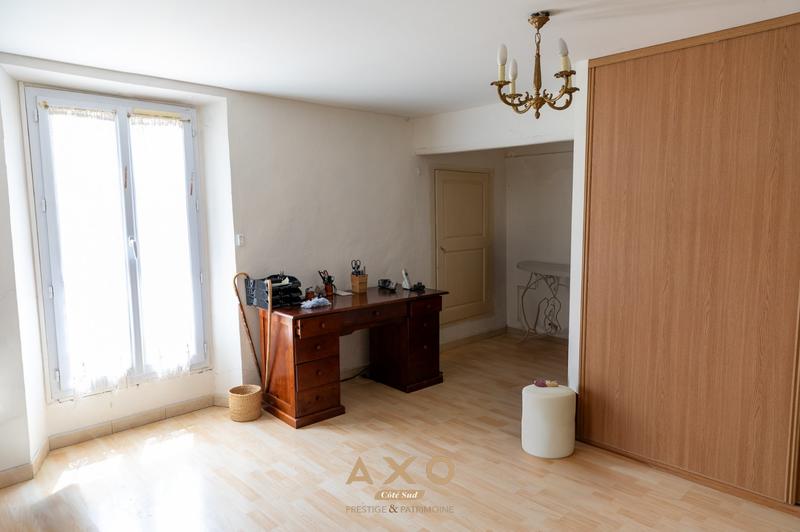 Propriété - 160 m² - 6 pièces