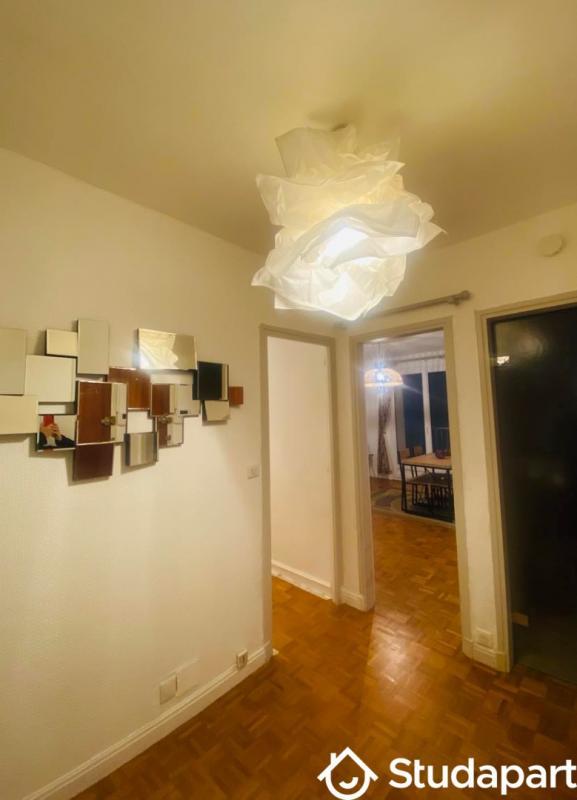 Chambre - 12 m² - 1 pièce