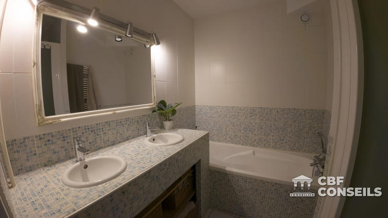 Appartement - 81 m² - 4 pièces