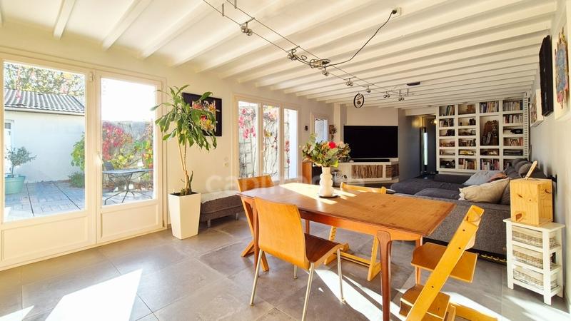 Maison - 155 m² - 6 pièces