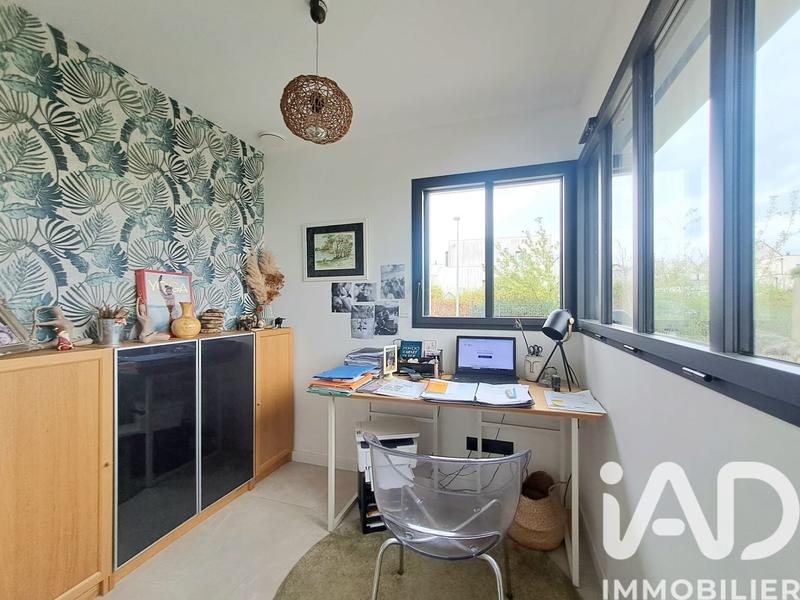 Maison - 203 m² - 2 pièces