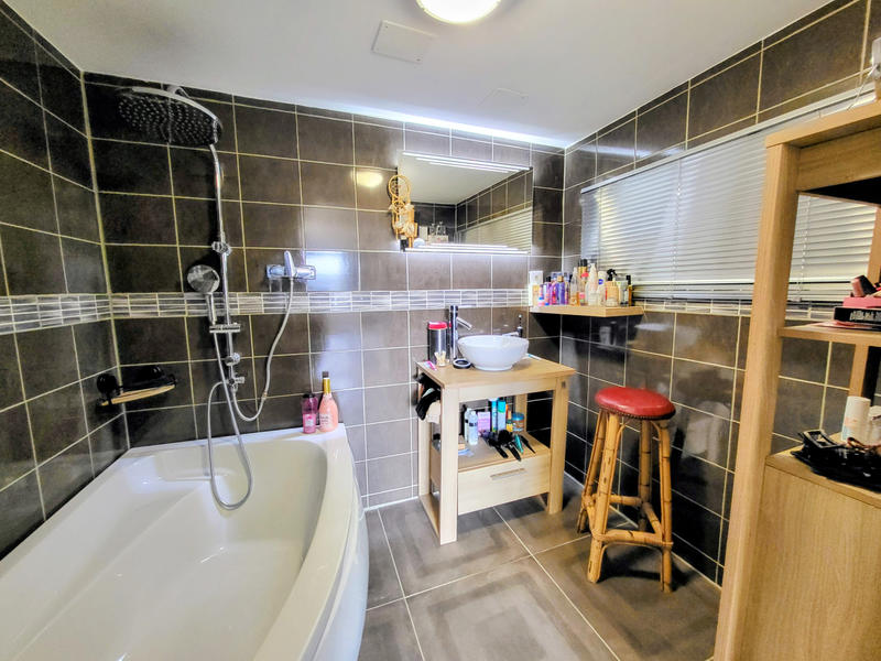 Maison - 173 m² - 6 pièces