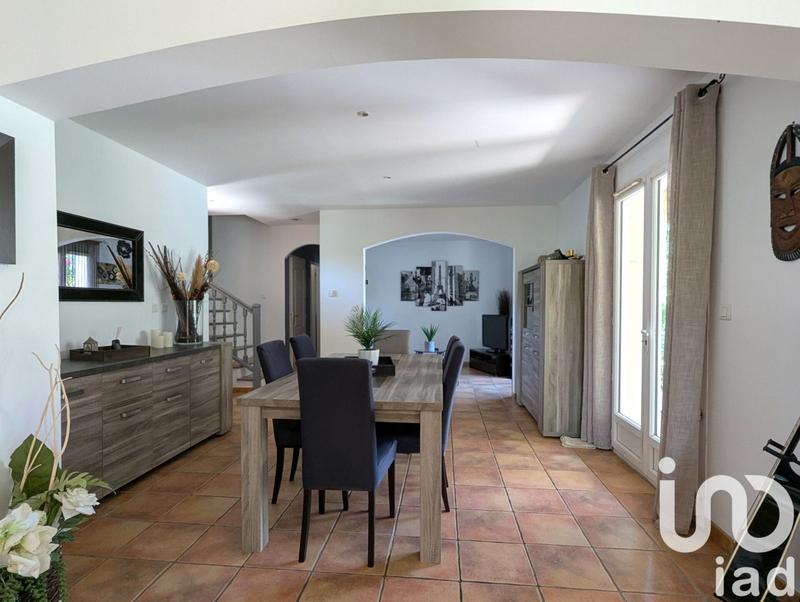 Maison - 121 m² - 5 pièces