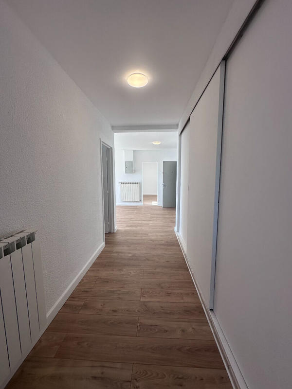 Appartement - 81 m² - 4 pièces