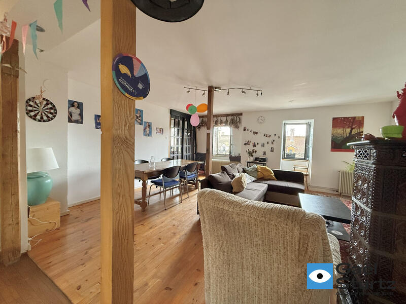 Duplex - 158 m² - 8 pièces