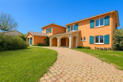 Villa - 344 m² - 7 pièces