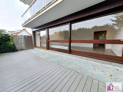 Appartement - 90 m² - 4 pièces