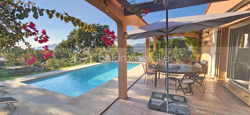 Villa - 157 m² - 5 pièces