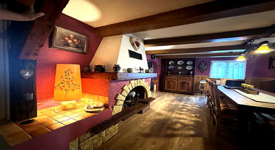 Corps de ferme - 211 m² - 7 pièces