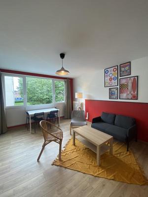 Chambre - 21 m² - 4 pièces