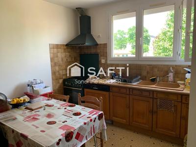 Maison - 82 m² - 6 pièces