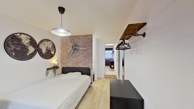 Appartement - 88 m² - 6 pièces