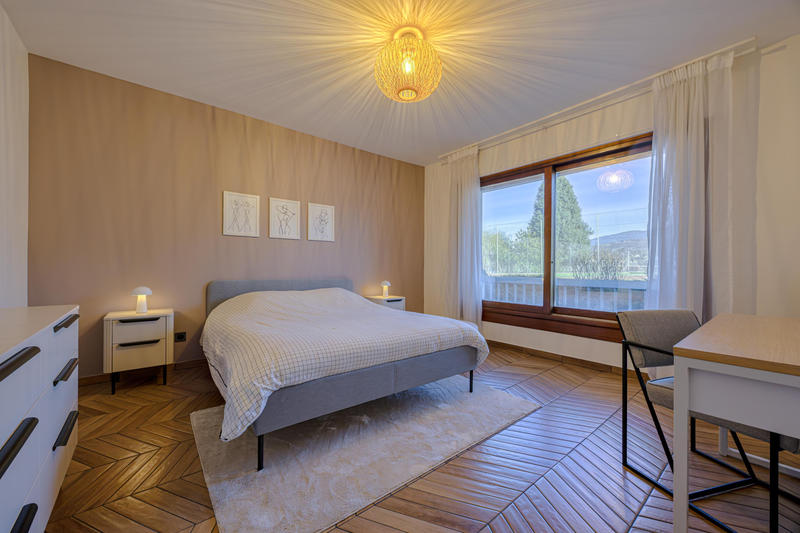 Appartement - 93 m² - 3 pièces