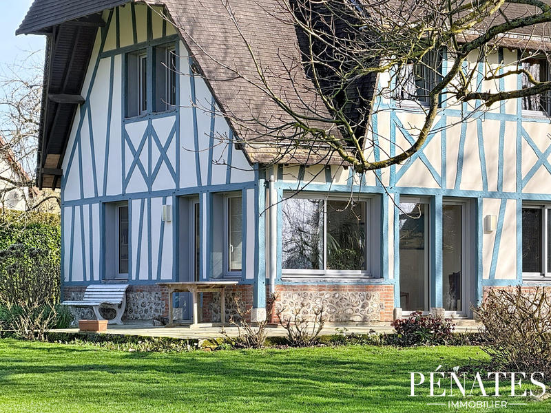 Maison - 172 m² - 7 pièces