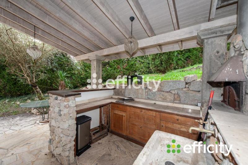 Pavillon - 183 m² - 5 pièces