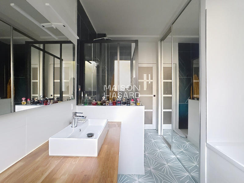 Appartement - 98 m² - 4 pièces