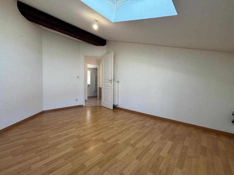 Duplex - 101 m² - 4 pièces