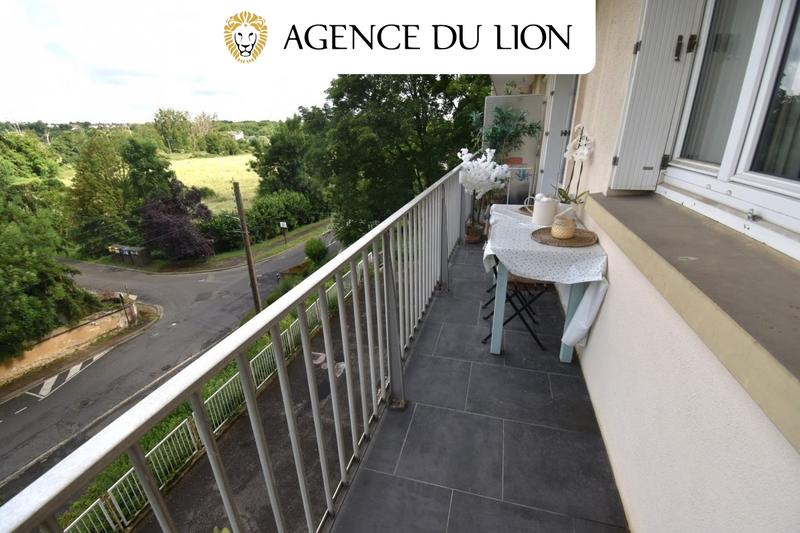 Appartement - 95 m² - 5 pièces