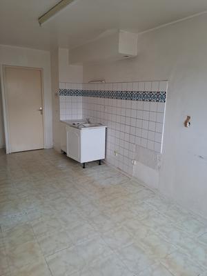 Appartement - 77 m² - 3 pièces