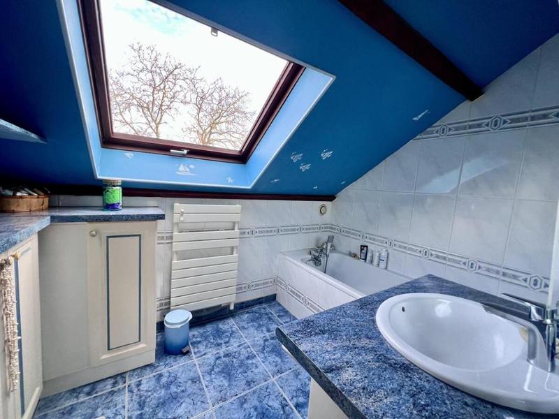 Maison - 144 m² - 5 pièces