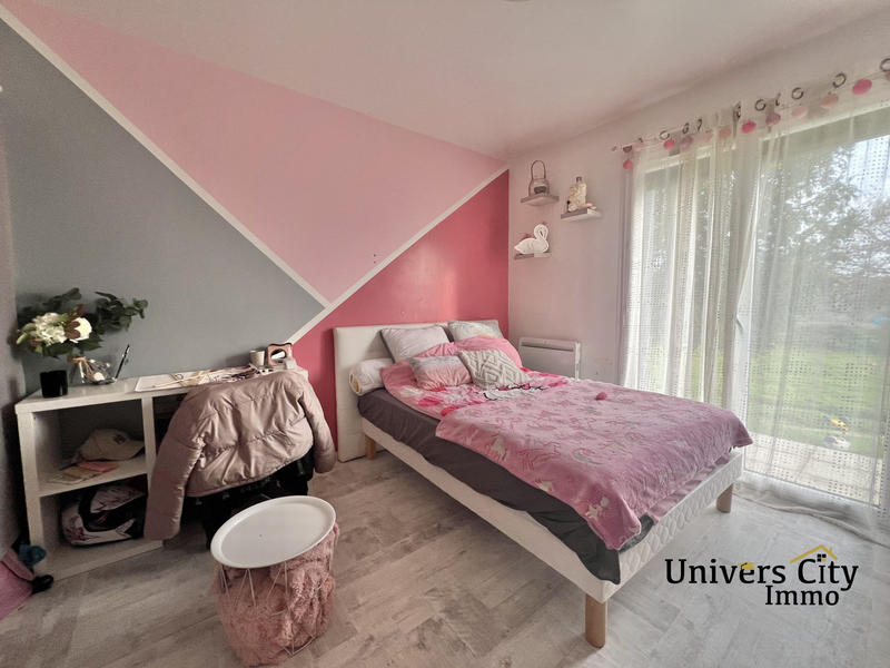 Maison - 94 m² - 5 pièces