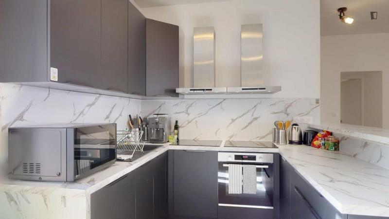 Chambre - 22 m² - 13 pièces