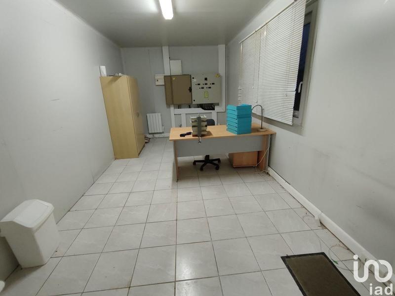 Local commercial - 283 m²