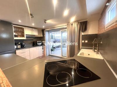 Maison - 171 m² - 8 pièces