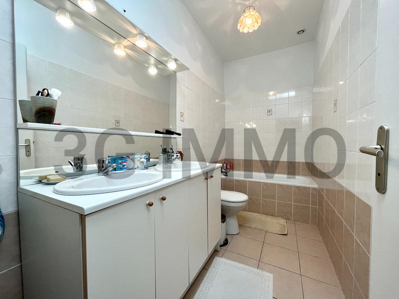 Maison - 120 m² - 4 pièces