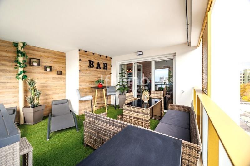 Appartement - 85 m² - 4 pièces