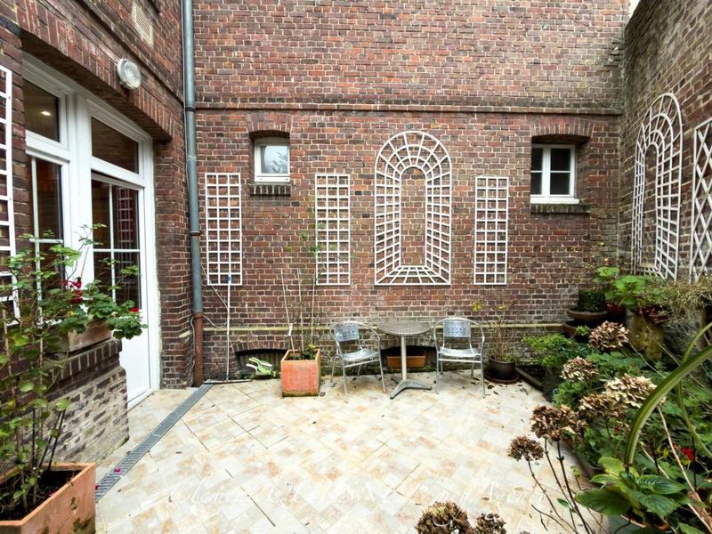 Maison - 190 m² - 8 pièces