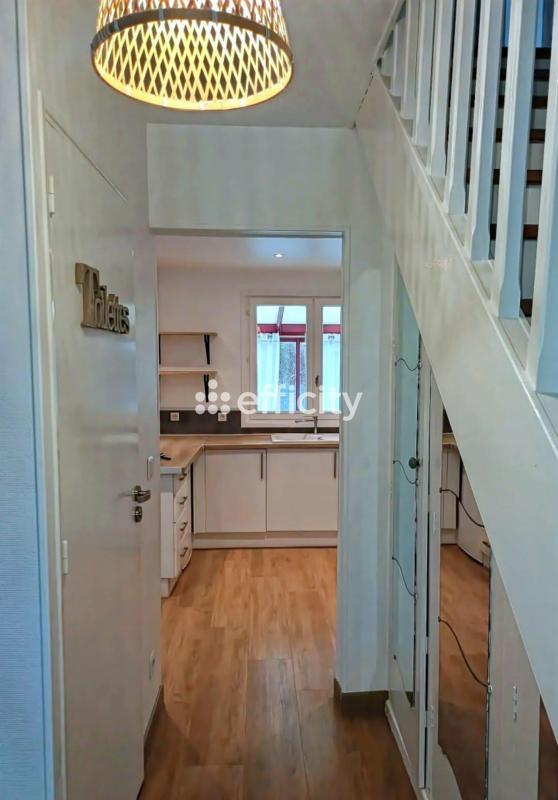 Pavillon - 120 m² - 8 pièces