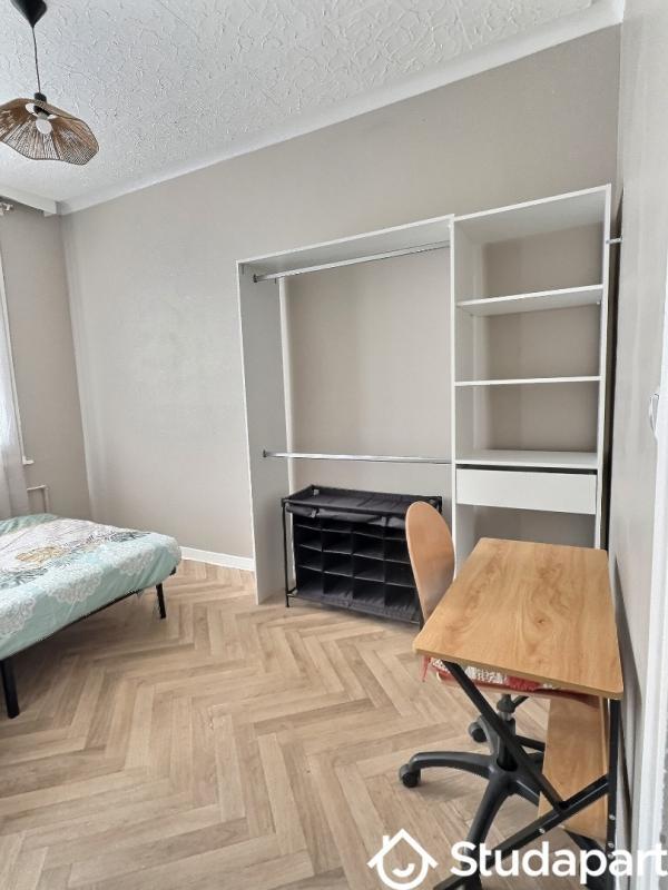 Chambre - 18 m² - 1 pièce