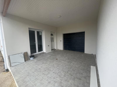 Maison - 96 m² - 4 pièces