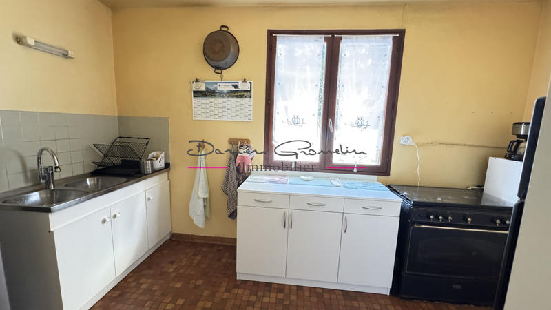 Maison - 90 m² - 5 pièces