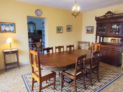 Maison - 190 m² - 7 pièces