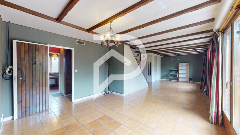 Maison - 136 m² - 6 pièces