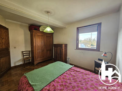 Maison - 278 m² - 9 pièces