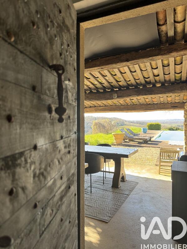 Maison - 176 m² - 6 pièces