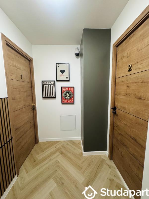 Chambre - 12 m² - 1 pièce