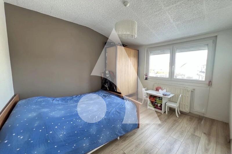 Maison - 102 m² - 5 pièces