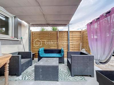 Maison - 84 m² - 4 pièces