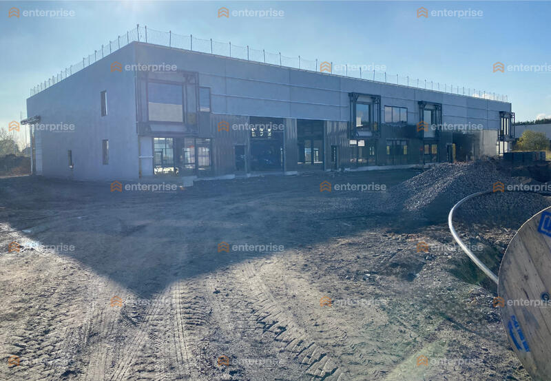 Local d'activité / Entrepôt - 5 550 m²