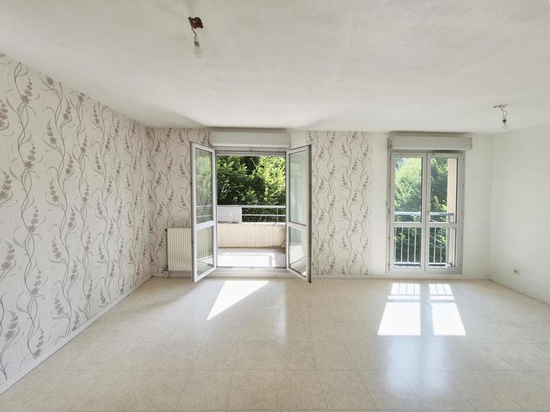 Appartement - 80 m² - 4 pièces