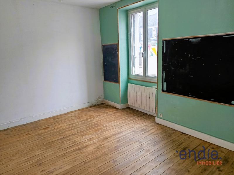 Maison - 93 m² - 6 pièces