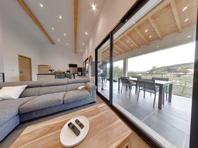 Villa - 120 m² - 5 pièces