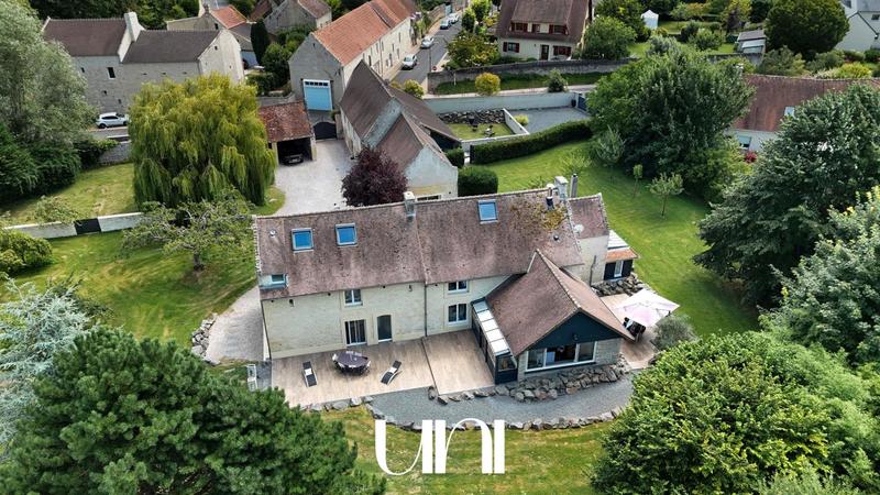 Maison - 500 m² - 13 pièces