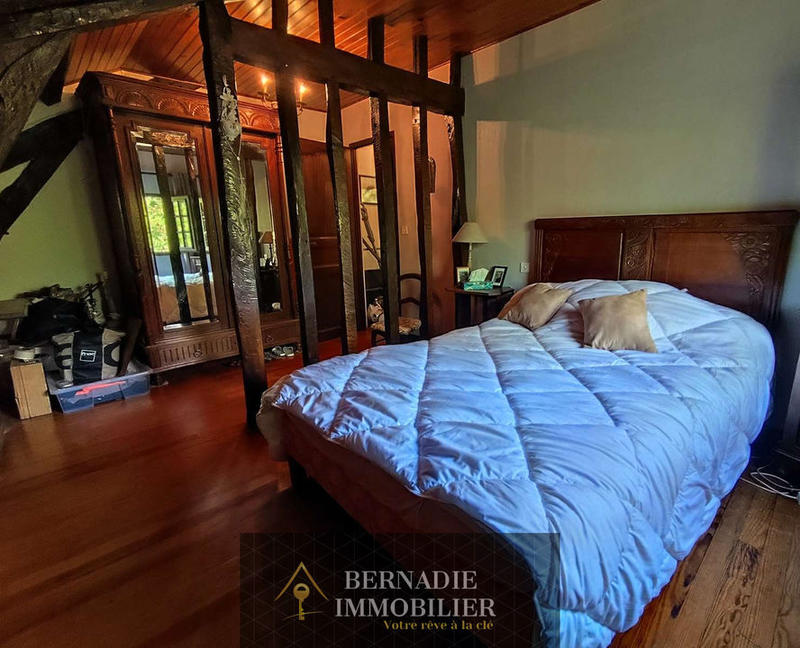 Demeure - 288 m² - 7 pièces