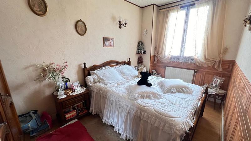 Maison - 97 m² - 5 pièces